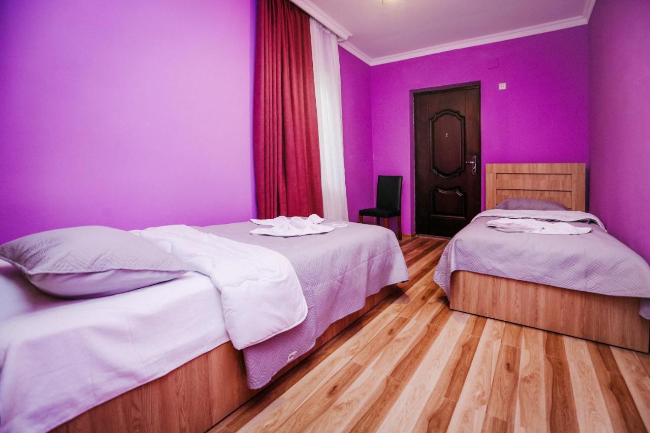 Bebo Babu Guest House Koetaisi Buitenkant foto